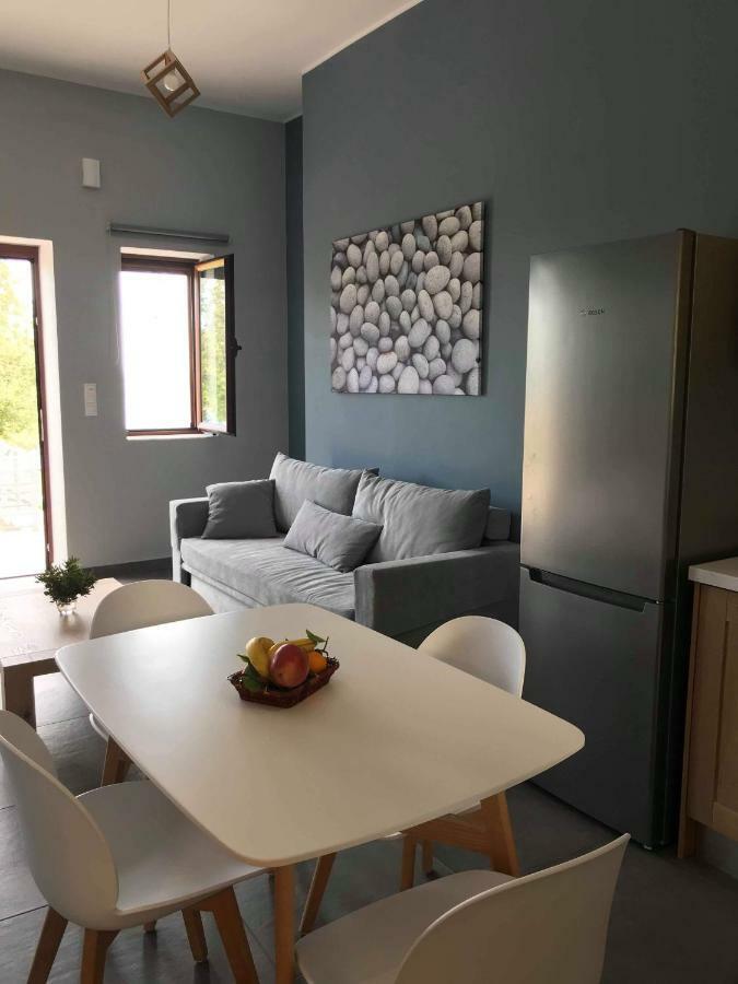Light Blue Studios 2 Poúlithra Екстериор снимка